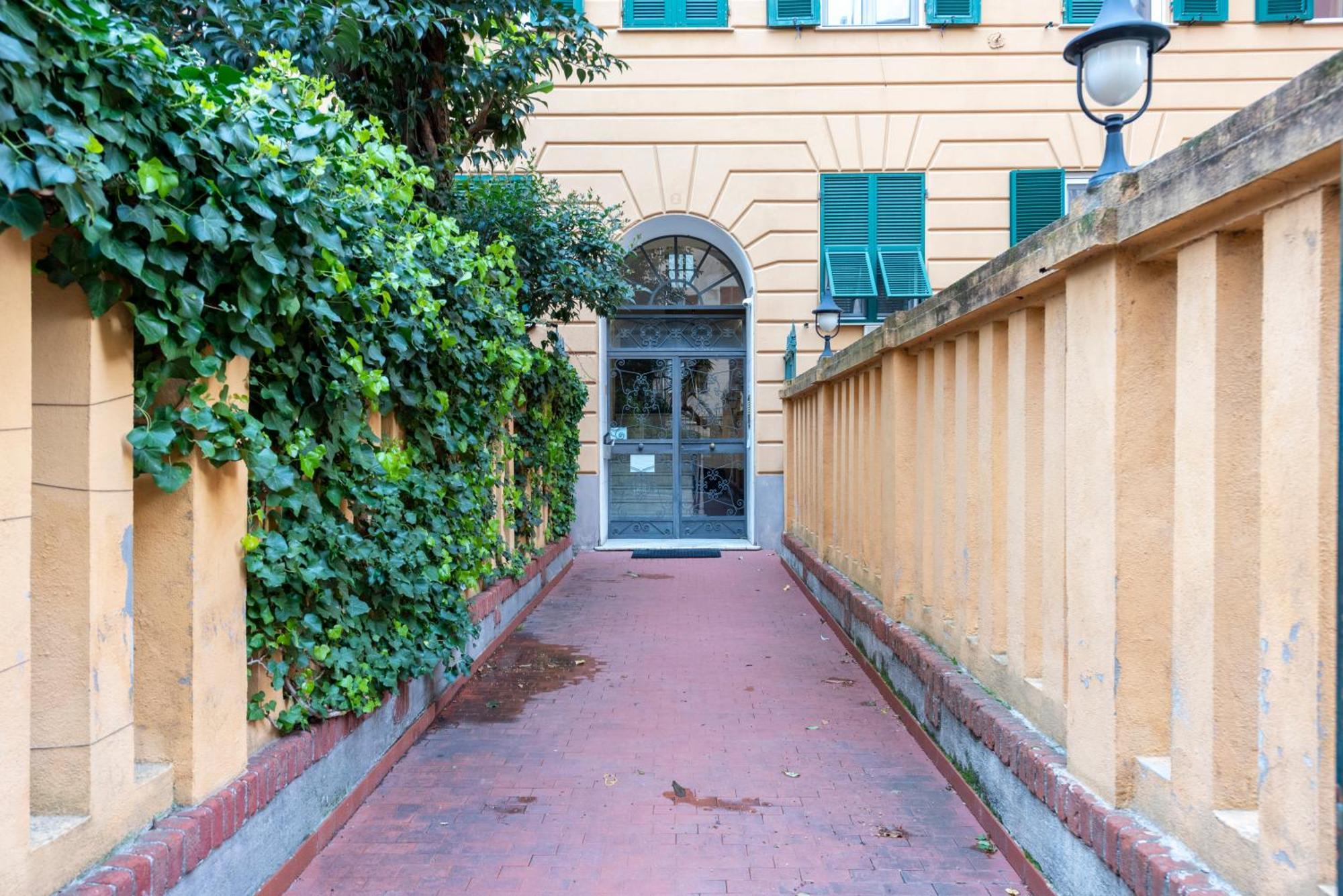 Joivy Family Friendly Apt For 6, Near Royal Palace Museum Appartement Genua Buitenkant foto